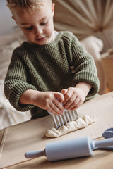 Kids Wavy Chopper Knife - Montessori Mates