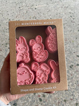 Easter Bunnies Cookie Shape and Stamp Set - 6 pcs